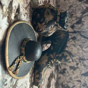 Lady ZandrabClassic Couture Fashion Premier 1999 - Shoe, Handbag, & Hat.